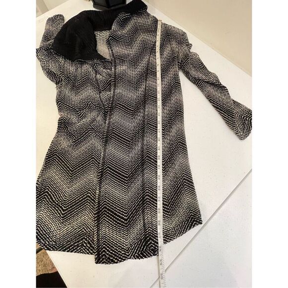 Chicos women’s bundle lot cardigan and long sleeved shirt size 0 or small - Picture 7 of 13